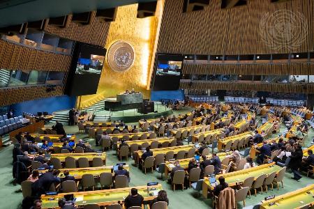 国連総会の緊急特別会合=24日(国連提供)