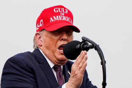 　２７日、米テキサス州のイベントで演説するトランプ氏（ロイター＝共同）