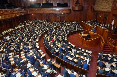 　衆院本会議＝２月
