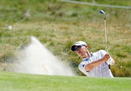 第３日、通算１０アンダーで４位の岩崎亜久竜＝ロイヤル・オークランドアンドグレンジ（共同）