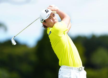 最終日、通算１３アンダーで４位の木下稜介＝ロイヤル・オークランドアンドグレンジ（共同）