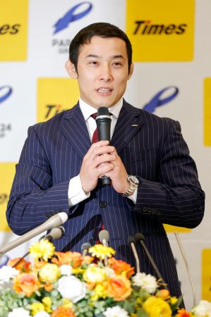 現役引退の記者会見をする柔道男子の高藤直寿＝９日、東京都品川区