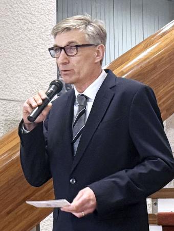 ＷＢＣチェコ代表を激励したクルチャル駐日大使＝９日、東京都内