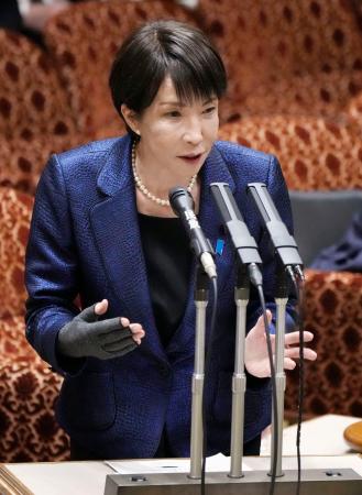参院予算委で答弁する高市首相＝１８日午後
