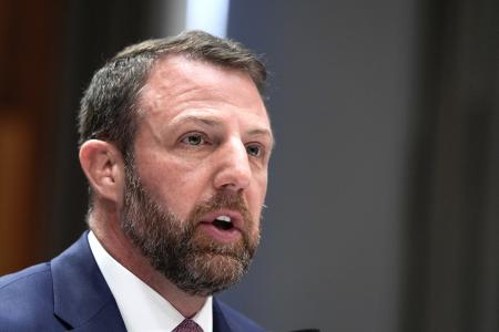 米連邦議会で証言する、次期国土安全保障長官に指名されたマリン上院議員＝１８日（ＡＰ＝共同）