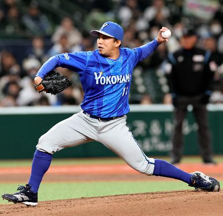７回途中２失点にまとめたＤｅＮＡ先発の東＝ベルーナドーム
