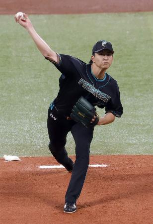 ４回無失点だった日本ハム先発の達＝エスコンフィールド