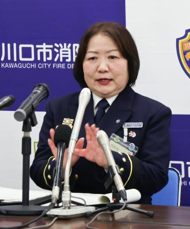 埼玉県川口市消防局の消防長に就任した鈴木亜弥子氏＝１日午後、川口市