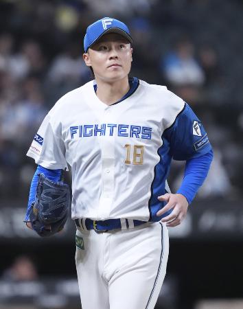 日本ハムの山崎＝３月、エスコンフィールド