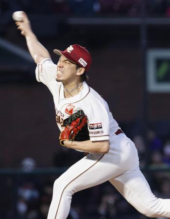 日本ハム戦に先発した楽天・前田健＝楽天モバイルパーク