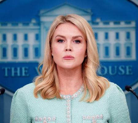 米ホワイトハウスのレビット報道官（ゲッティ＝共同）