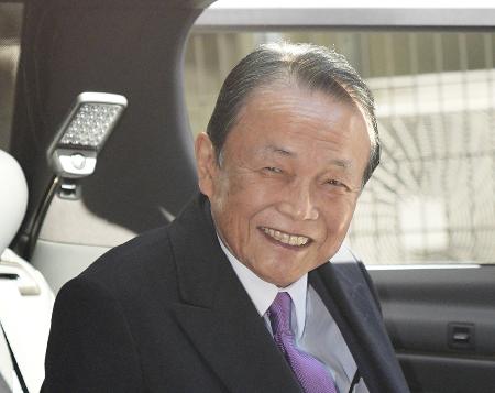 自民党の麻生太郎副総裁＝２月、東京都千代田区