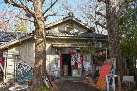 京都大の吉田寮「現棟」