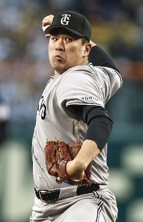 阪神戦に先発した巨人・田中将＝甲子園