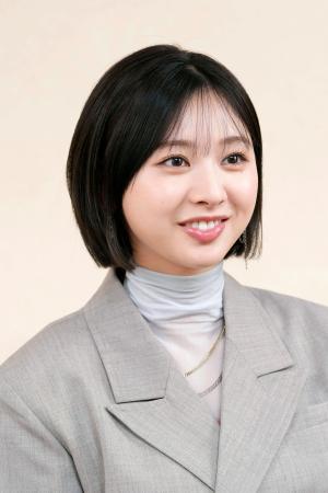 　ミュージカルへの意気込みを語る富田鈴花