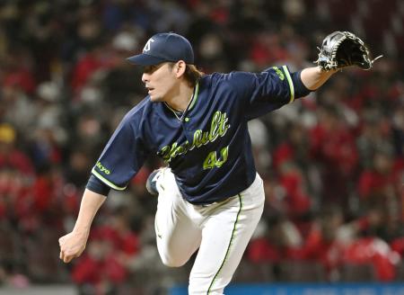 ６回途中無失点で２勝目を挙げたヤクルト・高梨＝マツダ