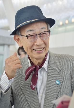 ＮＰＴ再検討会議に向けて渡米する被団協事務局長の浜住治郎さん＝２４日午前、羽田空港