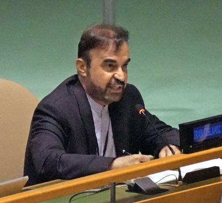 ２７日、ＮＰＴ再検討会議の冒頭で発言するイランの代表＝米ニューヨークの国連本部（共同）