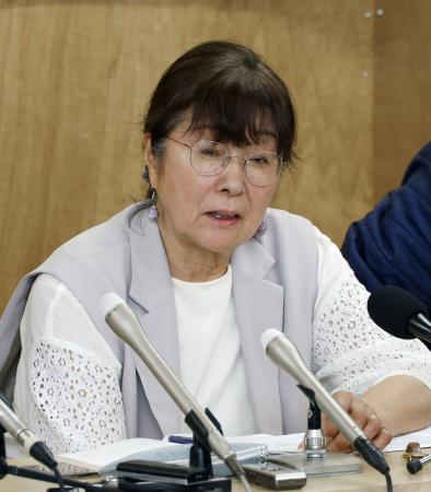 記者会見する「長生炭鉱の水非常を歴史に刻む会」の井上洋子代表＝２８日午前、山口県宇部市