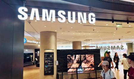 中国上海にあるサムスン電子の旗艦店＝２０２５年１０月（ゲッティ＝共同）