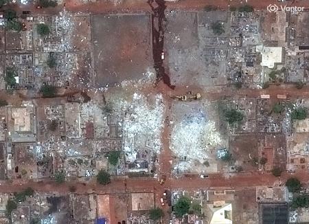 　マリ・バマコ郊外でイスラム過激派などの攻撃を受け殺害されたカマラ暫定国防相の自宅周辺の衛星写真＝４月２６日（ＶＡＮＴＯＲ提供・ロイター＝共同）