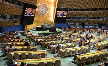 １日、ニューヨークの国連本部で開かれたＮＰＴ再検討会議の第１委員会（共同）