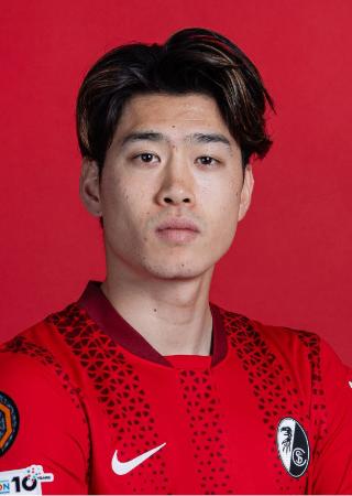 鈴木唯人(UEFA提供・ゲッティ=共同)