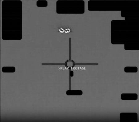 日本周辺で撮影され、白い輪郭の物体が不規則に動き回る様子が写った映像の一こま(米国防総省提供)