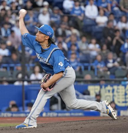 　ロッテ戦に先発した日本ハム・伊藤＝ＺＯＺＯマリン