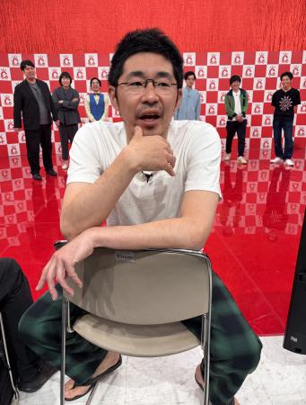 記者と膝詰めで語る「しずる」の池田一真＝東京・赤坂のＴＢＳ