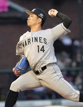 楽天戦に先発したロッテ・小島＝楽天モバイルパーク