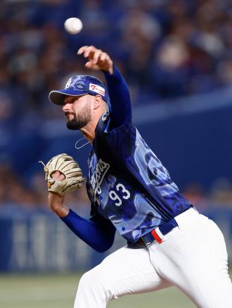 楽天戦に先発した中日のマラー＝バンテリンドーム