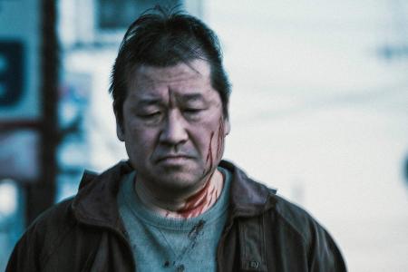 （Ｃ）佐藤二朗　永田諒／ヒーローズ　（Ｃ）２０２６　映画「名無し」製作委員会