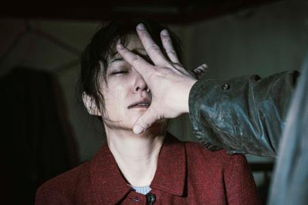 （Ｃ）佐藤二朗　永田諒／ヒーローズ　（Ｃ）２０２６　映画「名無し」製作委員会