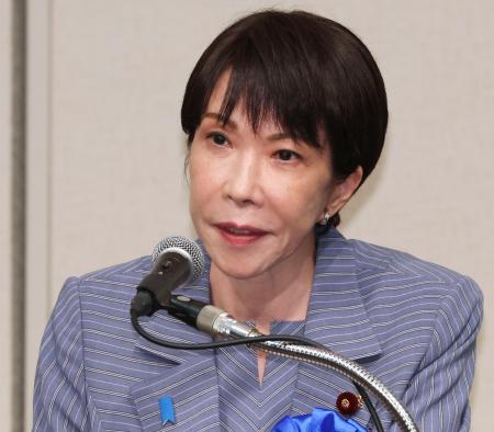 北朝鮮による拉致被害者の帰国を求める「国民大集会」で、あいさつする高市首相＝３０日午後、東京都千代田区