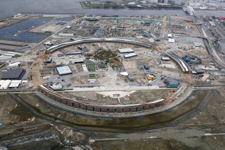 大阪・関西万博会場跡地。奥はＩＲ予定地＝大阪市此花区の夢洲
