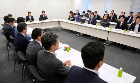 社会保障国民会議の実務者会議＝３日午前、国会