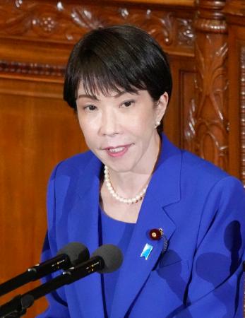 衆院本会議で答弁する高市首相＝３日午後