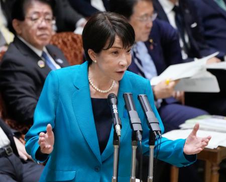 参院予算委で答弁する高市首相＝５日午前