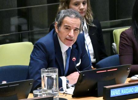 ４月、ニューヨークの国連本部で、公開討論に臨むグロッシＩＡＥＡ事務局長