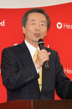記者会見する「ハートシード」社長の福田恵一・慶応大名誉教授=12日午後、東京都千代田区