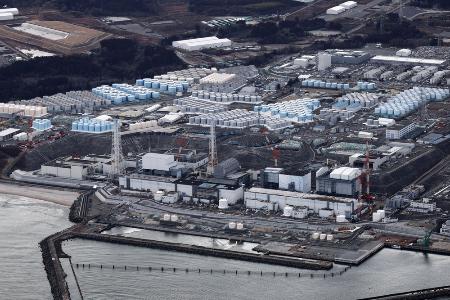 東京電力福島第１原発＝２月