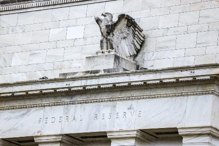 米FRBの建物=2024年10月、ワシントン(ゲッティ=共同)