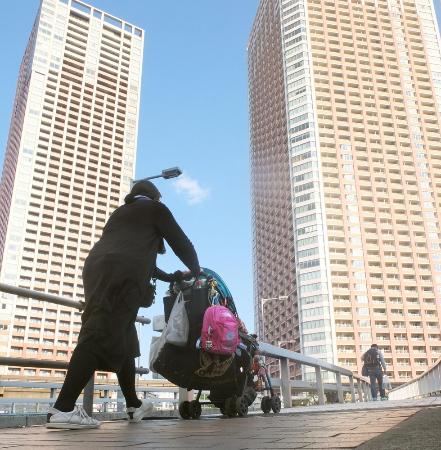 子育て世代に人気の高層マンション＝東京都港区