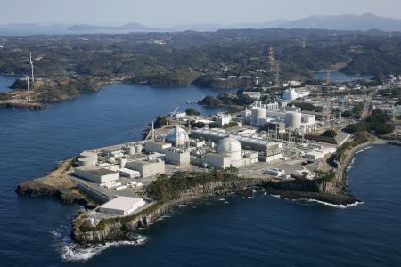 九州電力玄海原発＝佐賀県玄海町（共同通信社ヘリから）