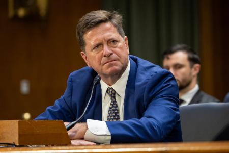 米議会公聴会で証言するクレイトン連邦検事＝１５日、ワシントン（Ａｎａｄｏｌｕ提供、ゲッティ＝共同）