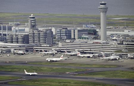 羽田空港（共同通信社ヘリから）