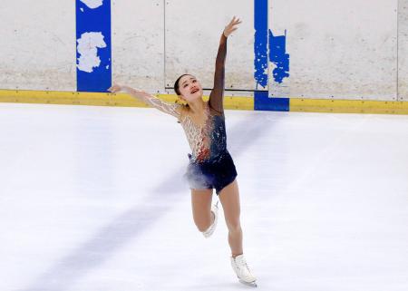 女子ＳＰ　演技する島田麻央＝邦和みなとスポーツ＆カルチャー
