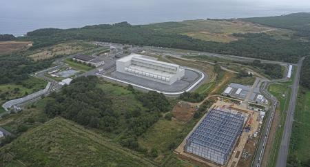 使用済み核燃料の中間貯蔵施設＝２０２４年９月、青森県むつ市