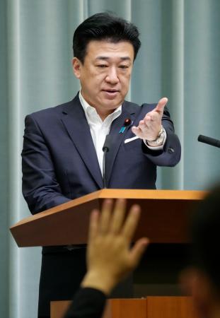 記者会見する木原官房長官＝３０日午前、首相官邸